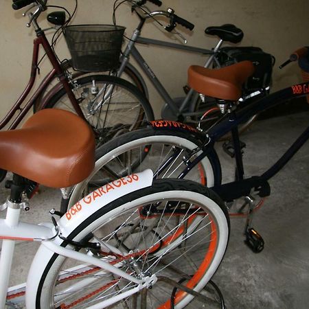 Garage36 Apartment ปาร์มา ภายนอก รูปภาพ